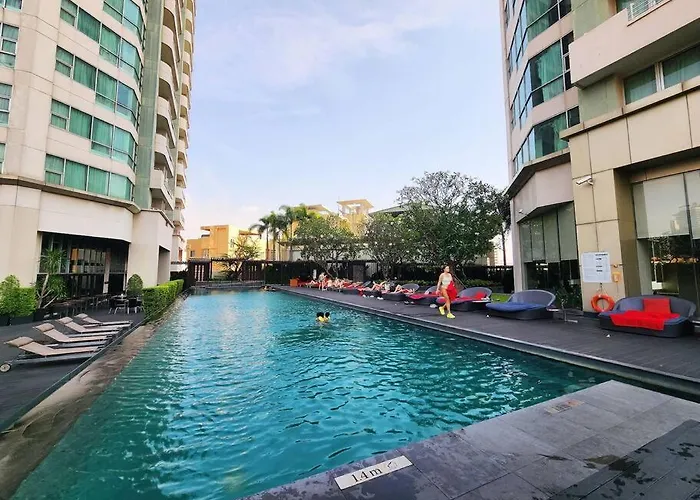Apartamento Sathorn Prime Panorama View Rooftop Bar *